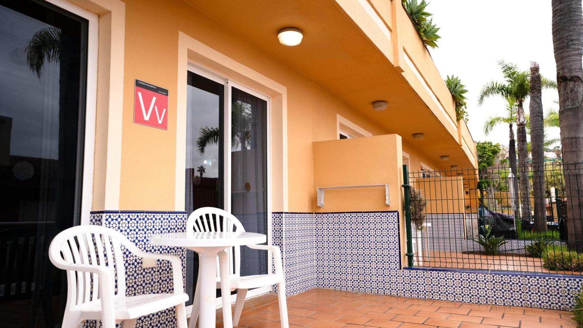 Coral La Quinta Park Suites Santa Úrsula Exterior foto